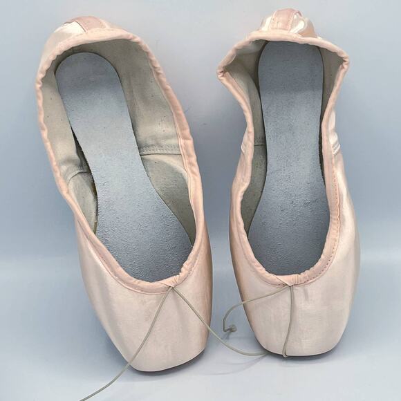Suffolk Dance Silhouette Pink Pointe Ballet Shoes in Pink Size 7 XXXX N - Picture 5 of 7